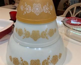 $52- Set of three Pyrex Butterfly  gold Nesting mixing bowls 