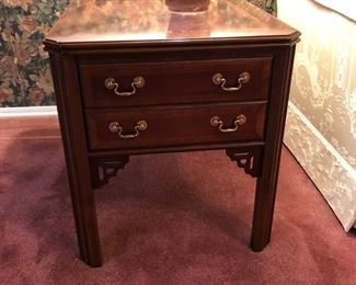 Nice Chippendale end table with 2 drawers made by Lane