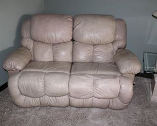 LEATHER RECLINER LOVESEAT