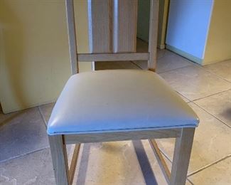 One Side Chair w/ Washed Wood