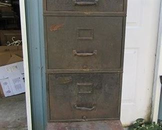 Vintage Meilink (Toledo) Metal Cabinet