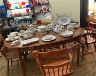 Sprague & Carlton Table & Chairs, Pfaltzgraff “Yorktowne”,