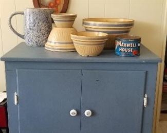 Vintage Blue Cupboard & Vintage Maxwell House Coffee Tin