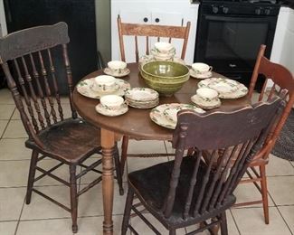 Vintage Kitchen Table & Chairs