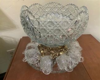 L.E. Smith Daisy & Button Clear Punch Bowl Set-Gorgeous!