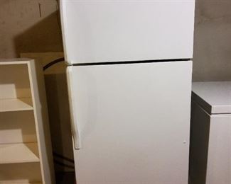 Very Clean Whirlpool Fridge