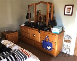 dresser with mirror, side table