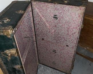 Steamer trunk -inside in great condition