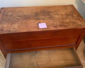 Sullivan County Tennessee blanket chest with rare drawer