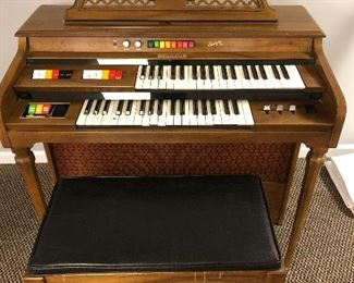 Kimball Organ The Entertainer Dual levels BUY IT NOW $100 OBO