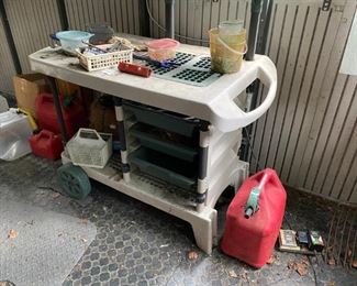 Rubbermaid Work Bench