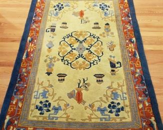 Chinese area rug, approx. 5'11" by 3'11"