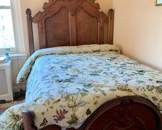 $395 Eastlake style full size bed. Headboard 88"H (footboard 31"H) x 58"W x 78"L