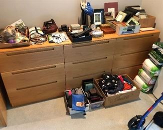 Nine-drawer dresser.