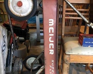 Vintage Meijer Super Flyer wagon.