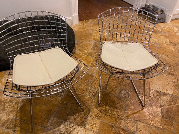 Please see the next photo.  WE KNOW HAVE 6 OF THESE KNOLL CHAIRS Design Within Reach Still being sold for $759 each.  ALL 6 for $2200