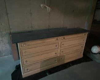 Big. A$$ dresser.  By Directional.  80x20deep x35
High.   8 drawer. $250
