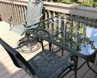 2 person patio table
