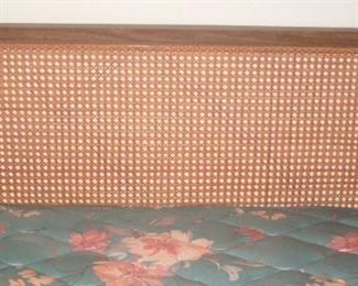 CANE INSET BED