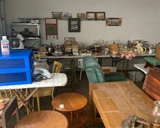 Green lazy boy recliner barely used