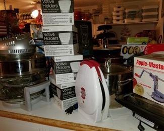 Kitchen Accessories (Most Brand New)