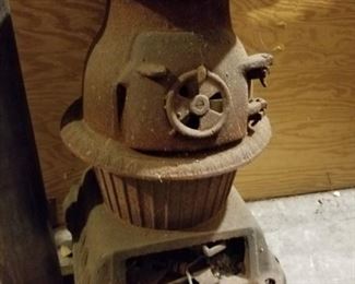 Antique Cast Iron Pot Belly Stove