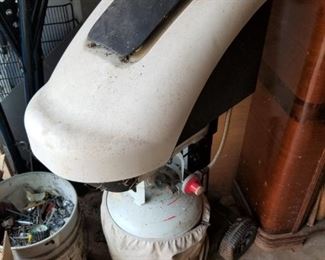 Mosquito Magnet (Unsure if works)