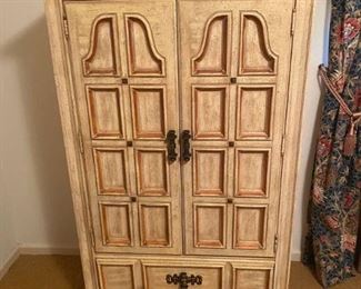 Stanley Furniture Chest of Drawers