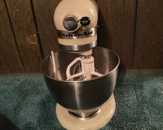 Vintage Kitchen Aid Hobart Stand Mixer