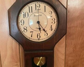Vintage Lngraham Quartz Clock with Pendulum