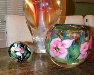 WE ALMOST FORGOT TO PICTURE THESE GORGEOUS LOTTON GLASS PIECES !!!! 