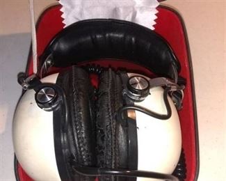 Vintage Pioneer Stereo Headphones With Holding Case