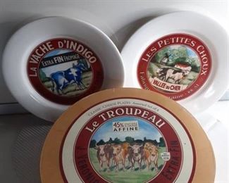 Lot of 2 Le Troupeau Classic Cheese Plates in Case