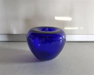 1 Cobalt Apple Paper Weight