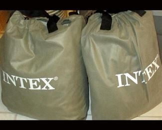 Blow Up Mattresses with Pump 