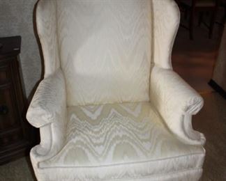 WINGBACK CHAIR