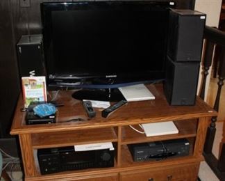 TV STAND, SMALL FLATSCREEN, WII, VHS