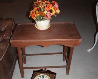 SIDE TABLE