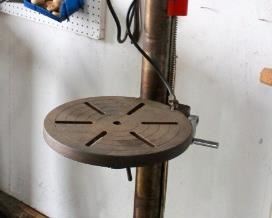 Mack Cummins Heavy Duty 12 Speed Drill Press Model CM17F, Manufacture Date 1981, Powers On