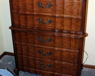 Solid Wood 5-Drawer Victorian Style Chest Of Drawers, 48" x 37" x 19.5"