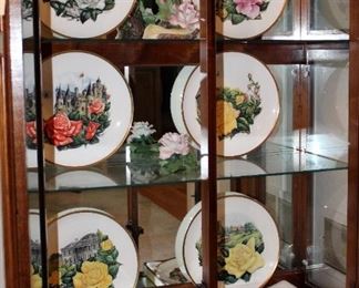 Boehem Collectible Floral Plates With Gold Rims Qty 8, Lenox Tea Rose Figure, And Capodimonte Floral Figurine