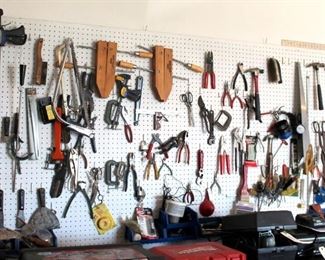 Large Hand Tool Assortment Including Bar Clamps, Craftsman Wood Clamps, Hand Saws, Pliers, Hammers, Pry Bars, Level, Brushes, Putty Knives, & More