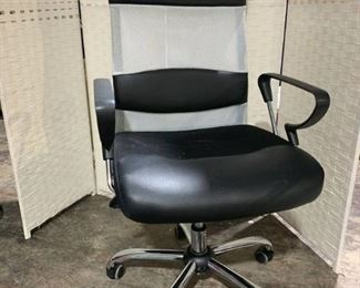 Contemporary Office Chair