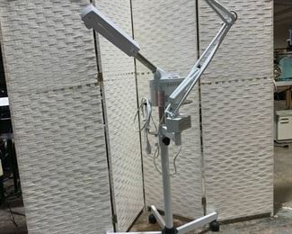 Ozone Facial Streamer with Magnifying Lamp