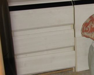 WHITE END TABLES (2)   BUY IT NOW  $ 40.00 EACH