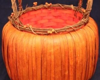 Lot# 2013 - Pumpkin Shaped Basket