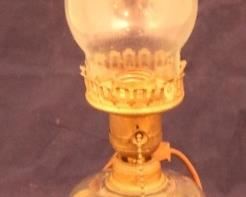 Lot# 2172 - Electric Oil Lamp