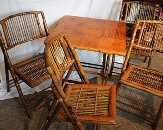 Awesome folding Rattan Table and Chairs