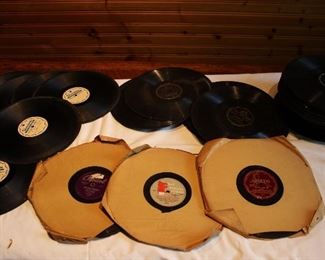 78's and metal Silver tone Discs 