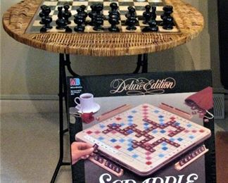 Built-in Chess Folding Table
